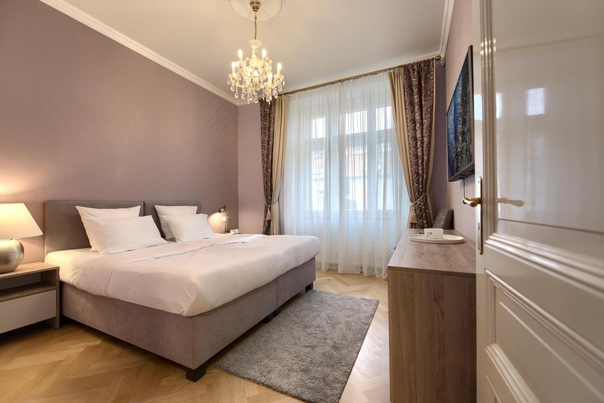 Milosrdnych Daire Prag
